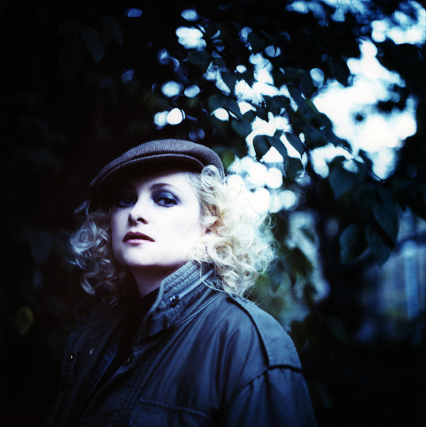 http://joedilworth.com/files/gimgs/5_goldfrapp-0200-2.jpg